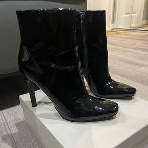 Women size 8 Marc Fisher black patent boot